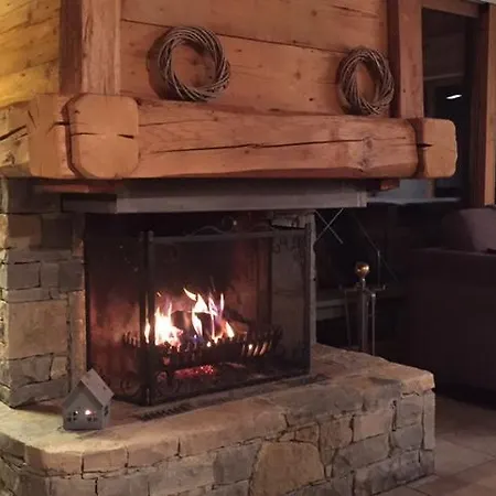 Les Bois Venants Apartment *